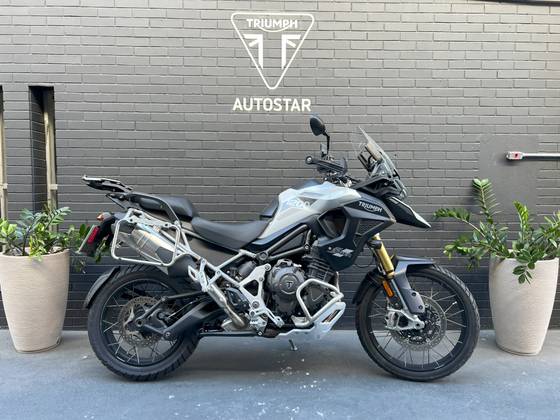 TRIUMPH TIGER 1200 RALLY PRO 